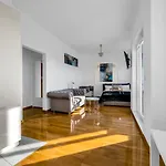Wola 14th Floor - Parking & Balcony - By Rentujemy
