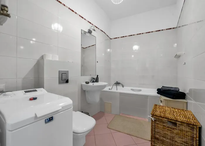 Wola 14th Floor - Parking & Balcony - By Rentujemy *