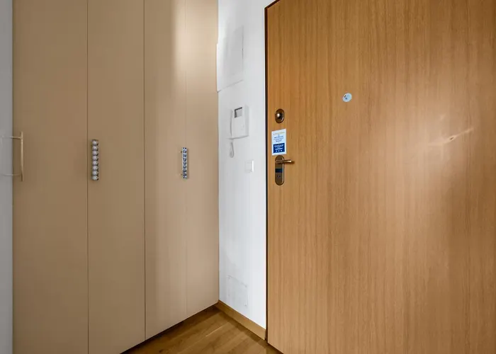 Wola 14th Floor - Parking & Balcony - By Rentujemy