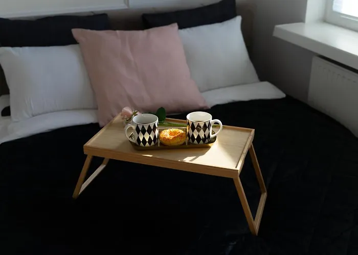 Apartment Wola 14th Floor - Parking & Balcony - By Rentujemy