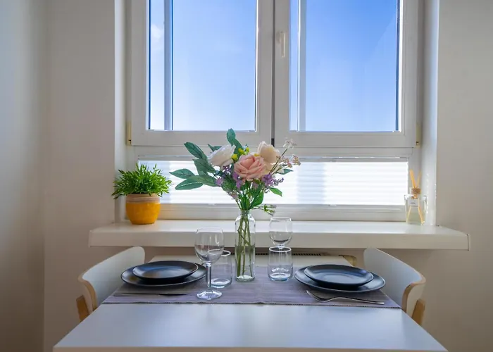 Apartment Wola 14th Floor - Parking & Balcony - By Rentujemy Warsaw