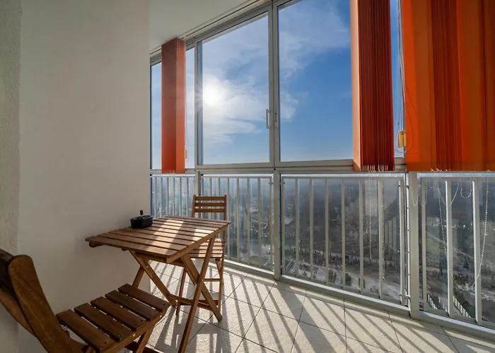 Апартаменты Wola 14th Floor - Parking & Balcony - By Rentujemy