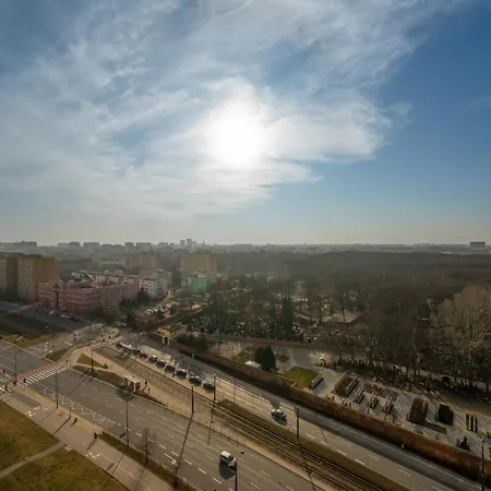 Apartament Wola 14th Floor - Parking & Balcony - By Rentujemy *